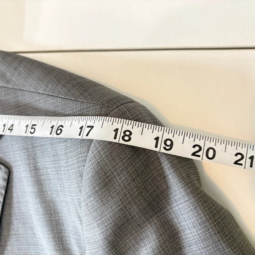 Jos‎ A Bank Joseph Slim Fit 41R Suit Jacket 100 Wool Light Grey Grid Minimalist
